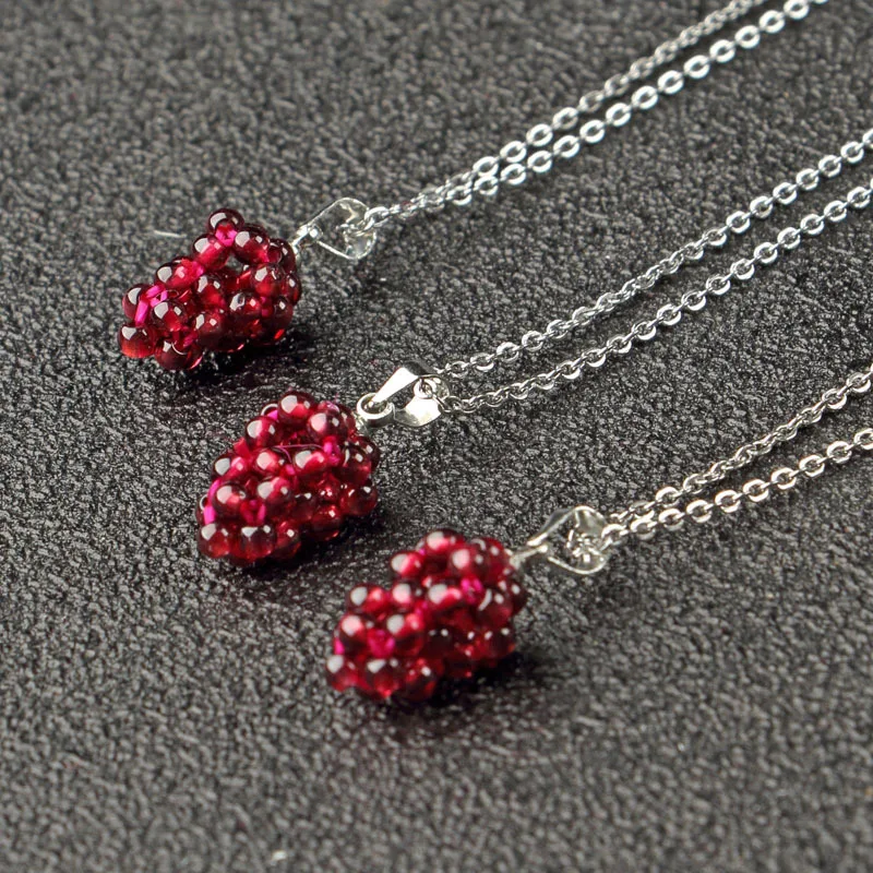 

Natural Garnet Necklace Handwoven Grape Pendant Ladies Abacus Clavicle Chain