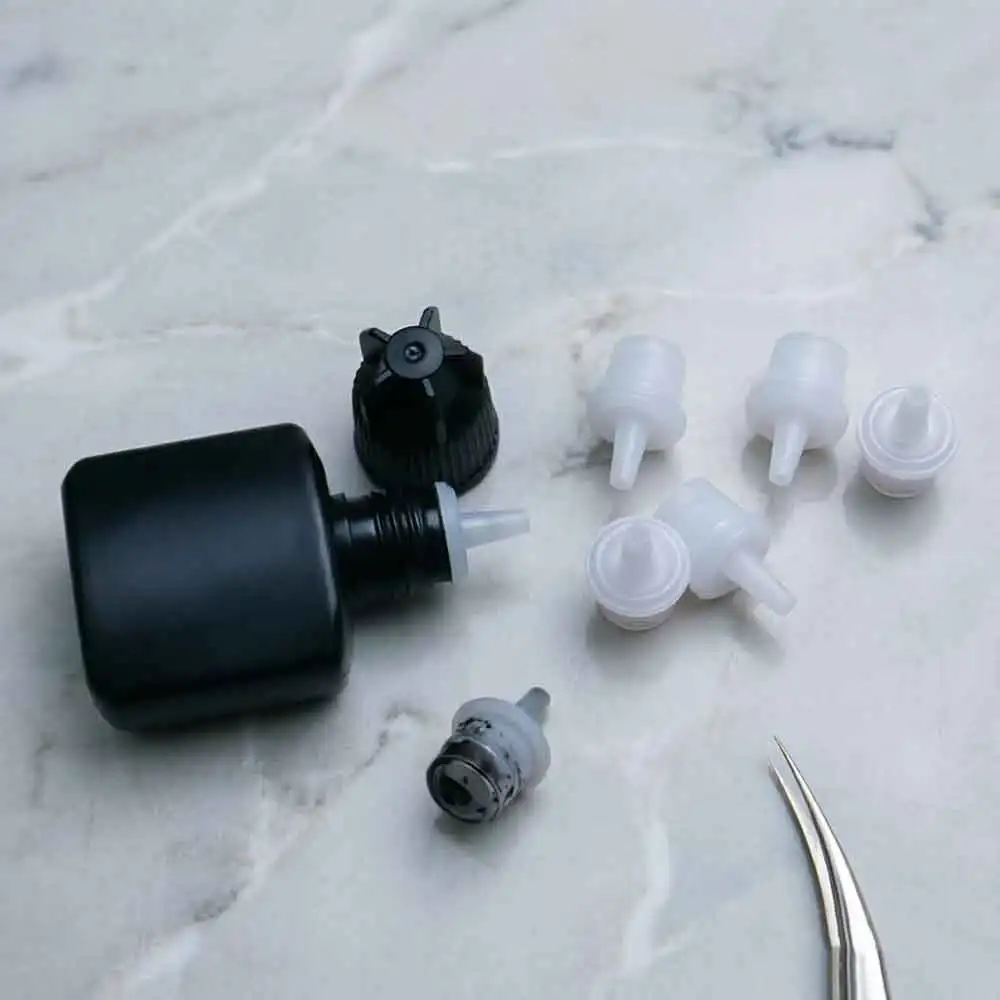 vvocci  Replacement Bottle Mouth Head Nozzle Special Plug Universal Eyelash Glue Usage Anti-Blocking Eyelashes adhesive glue cap