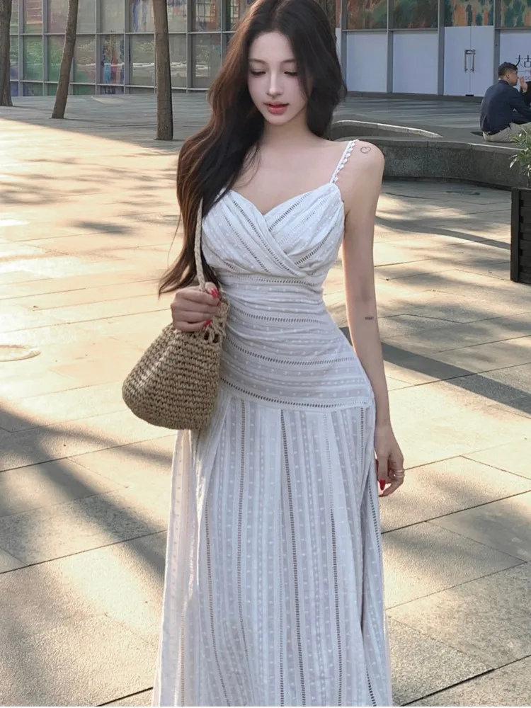 

Women Elegant Hollow out Lace splicing V-Neck Spaghetti Strap Maxi Dress Summer Slim Waist A-Line Dresses Causal Holiday Outfit