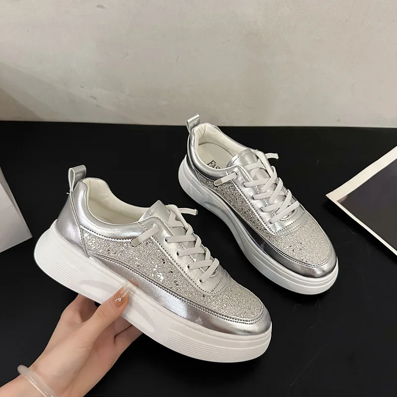 Women's White Shoes Summer Versatile New 2025 Platform Lightweight Walking Board Shoes Breathable Casual Sneaker Single Shoes