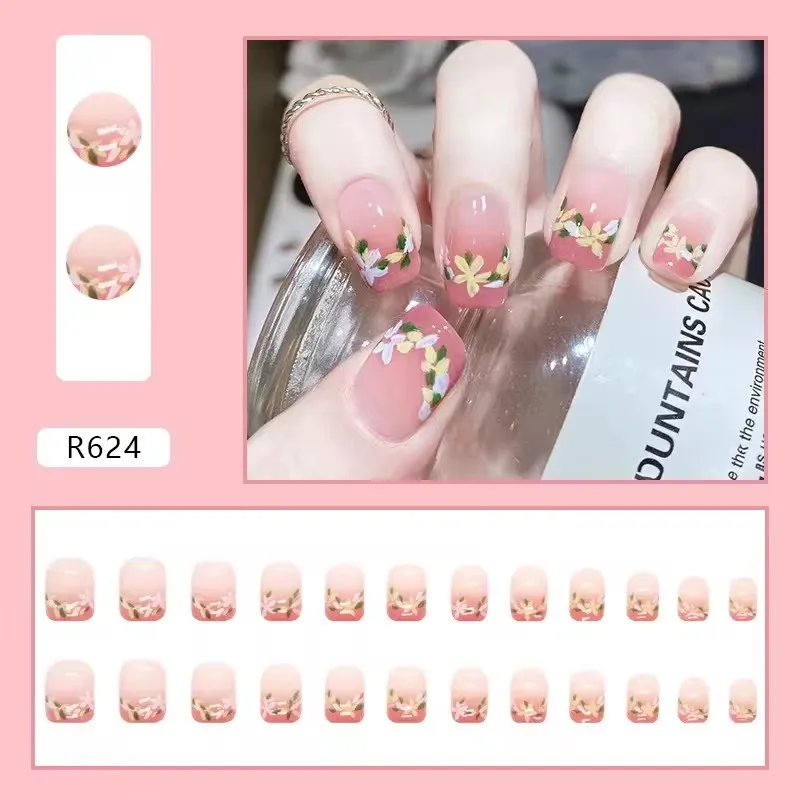 24pcs Short Handmade Press on Nails Cute Love Heart Star Flower Full Cover Fake Nail Plaid Manicure Wearable Nail Tips Tools