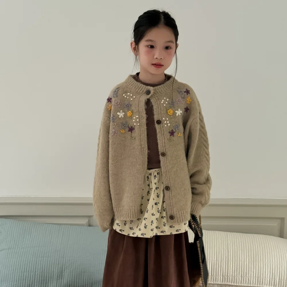 

Новинка осени 202, детский свитер с длинными рукавами, пальто, модный вязаный кардиган с цветочным принтом для девочек, повседневная трикотажная одежда для малышей, детская одежда