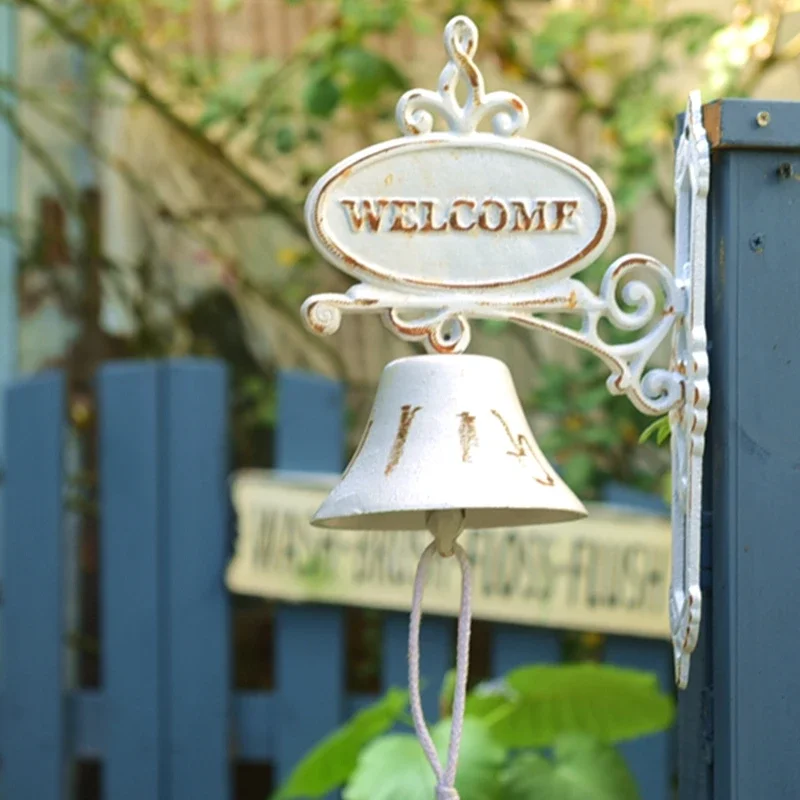 Campanas de viento europeas Vintage para colgar en la pared del jardín, campana de doble cara blanca, letrero de bienvenida oxidado, decoración para colgar en el patio