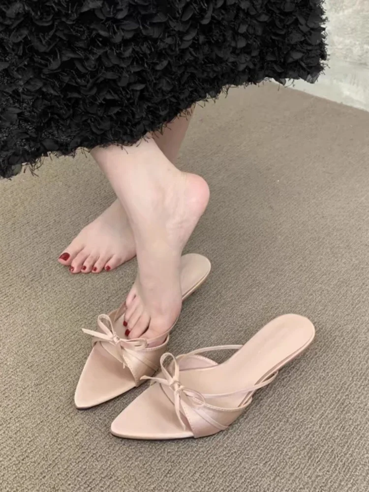 

2026 New Summer Women's Purple Satin Bow Pointed Toe Kitten Heel Mules Elegant French Slide Sandals for Dresses