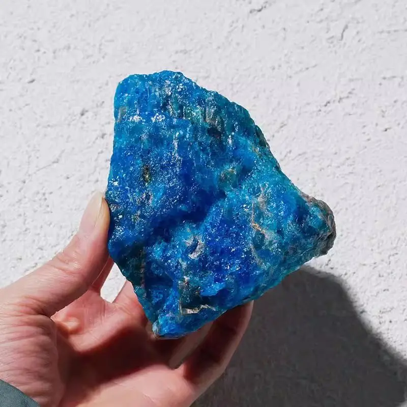 

Кристаллы Апатита из Мадагаскара 50-100г