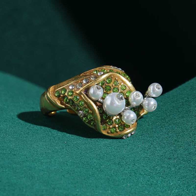 

Vintage Pearl Rings With Antique Green Leaves Gold Color Luxury For Woman High Quality Jewelry 2025 New Trends Festival Gifts