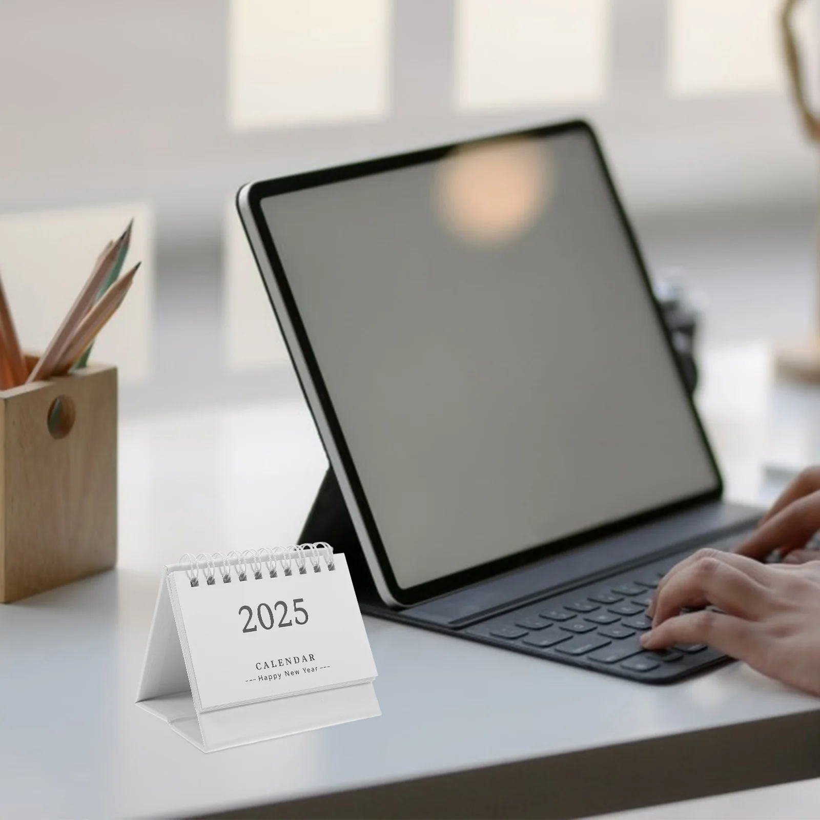 2025 calendário de mesa mensal acessórios de escritório digital doméstico flip para mesa decorativa pequena suprimentos diários