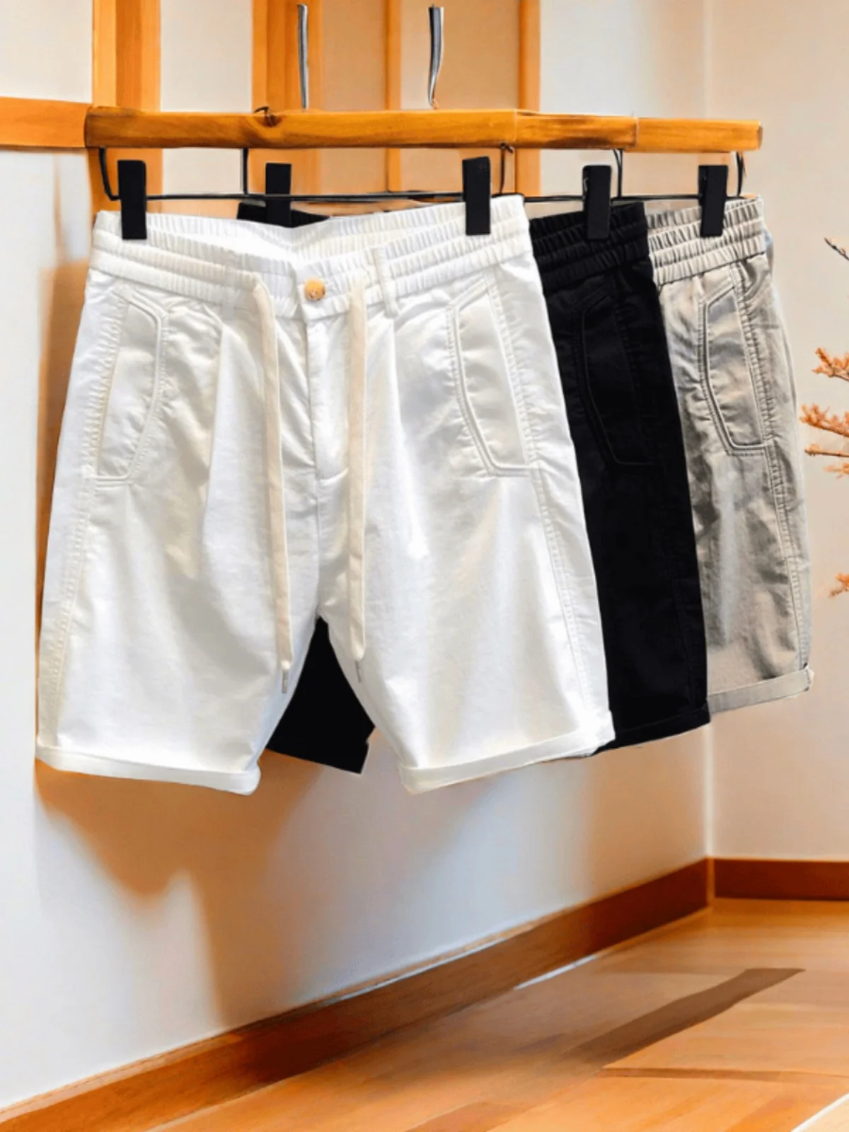 Pantaloni ort casual a gamba dritta da uomo Colore puro Lunghezza cinque quarti Pantaloni estivi comodi e comodi alla moda