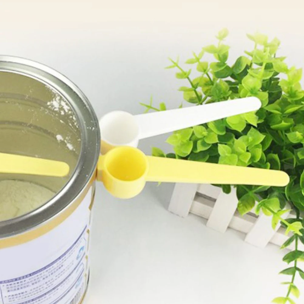 

4pcs Milk Powder Spoon Scoop Measurement Spoons Non stick Portable Magnet 2 White 2 Yellow Sturdy Plastic Lightweight