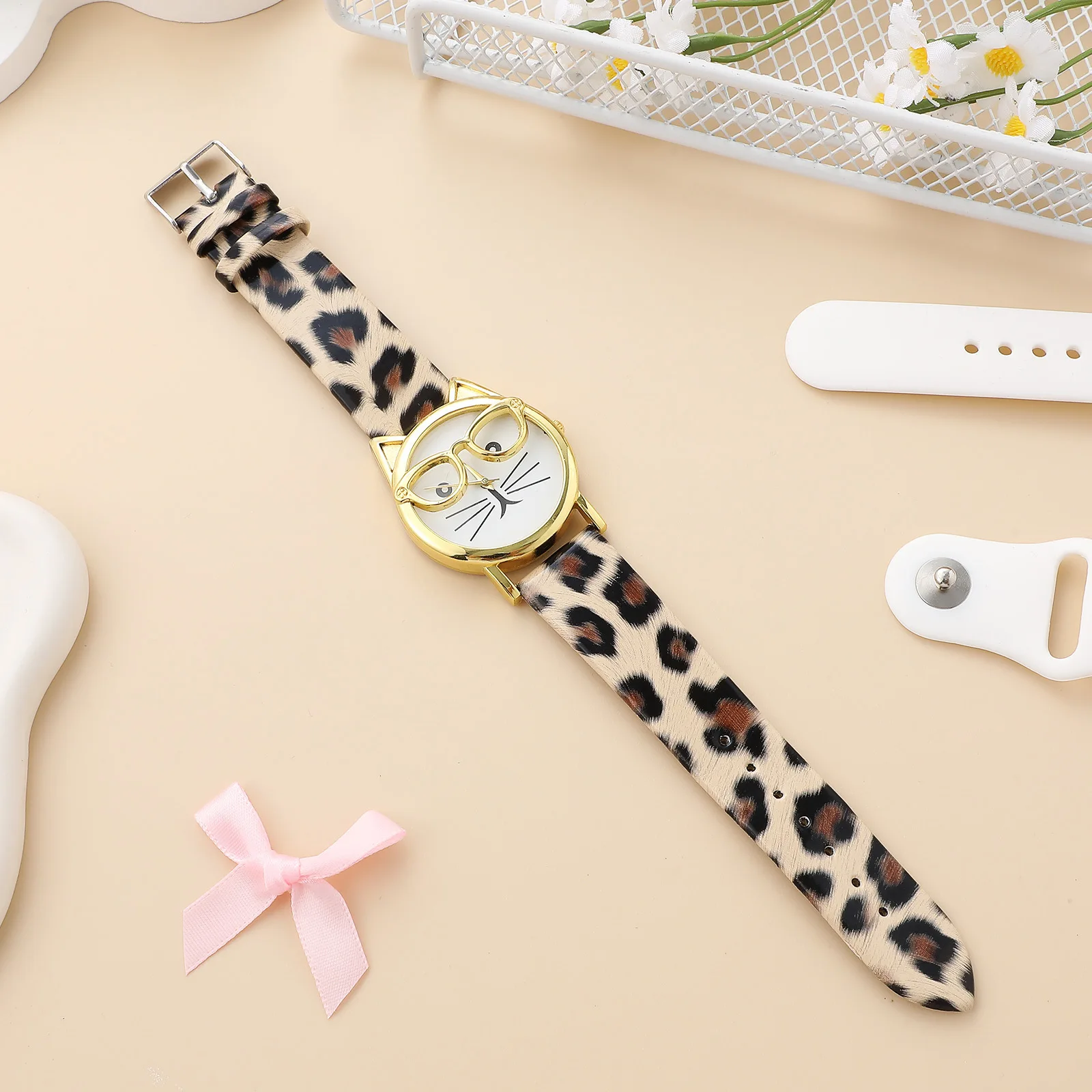

1pc Cat Pattern Watch For Girl Stainless Steel Quartz Kids Watch Durable Fashion Gift Pu Strap Cute Children Timepiece