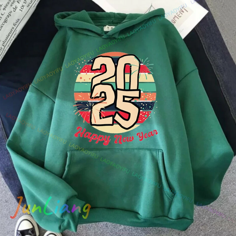 سنة جديدة سعيدة 2025 أزياء المرأة في بلدي 2025 عصر السنة الجديدة Ev رجل هوديي الرجال الرجال هوديس ملابس للرجال مقنعين #2