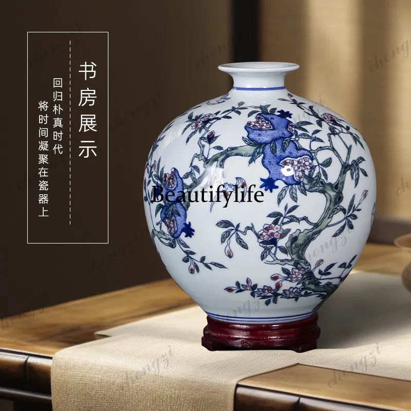 Ceramic small vase hand-painted, Chinese-style home living room TV cabinet Bogu frame ornament