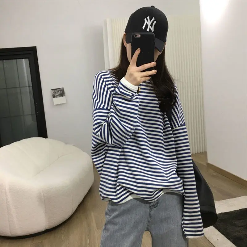 2024 Customized Spring Autumn New Korean Casual Lazy Style Pullover Striped T-shirt for Women Versatile Loose Trendy Hoodie Top