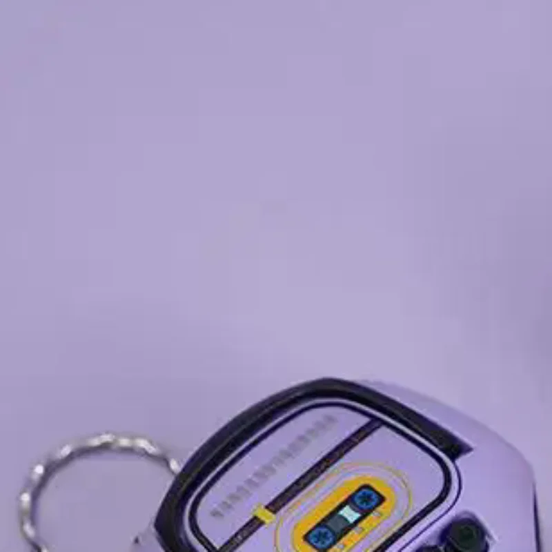 Mini Retro Recorder Keychain Vintage Aesthetic Recording Playback Device for Backpack Ornament Girls Gift