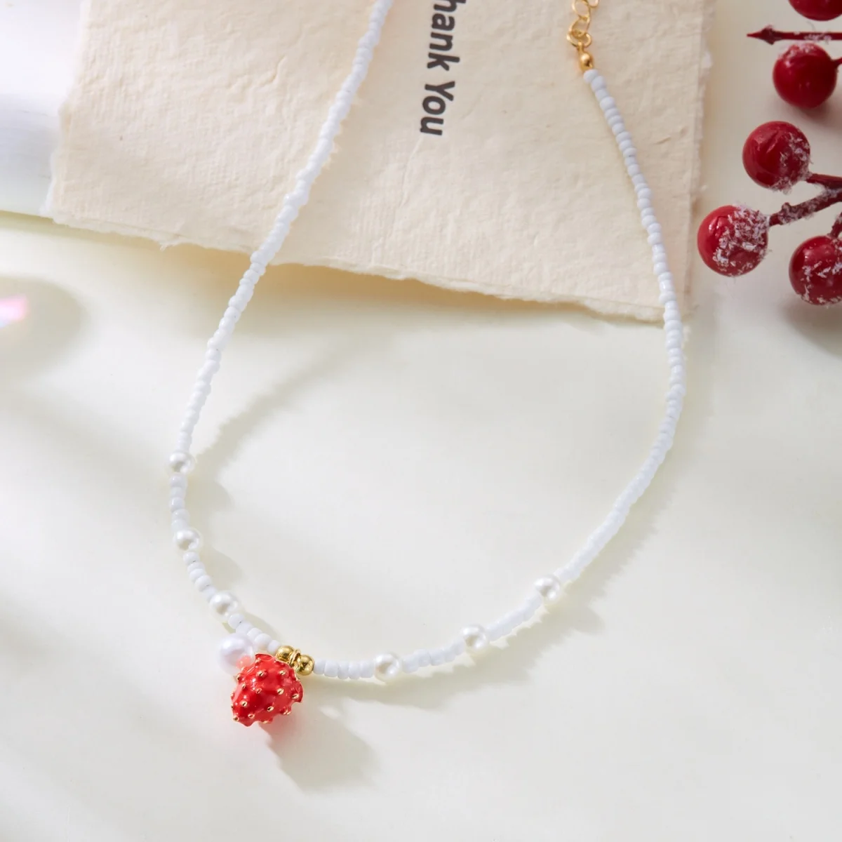 Reisperlen-Erdbeer-Anhänger-Halskette für Damen und Herren, süße, niedliche Kirsch-Herz-Schleifen-Quasten-Halskette, Y2K-Sommer-Modeschmuck – Detail 20