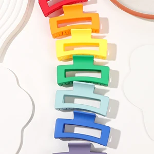 Saç tokasındaki en iyi 5 satış, muz №2