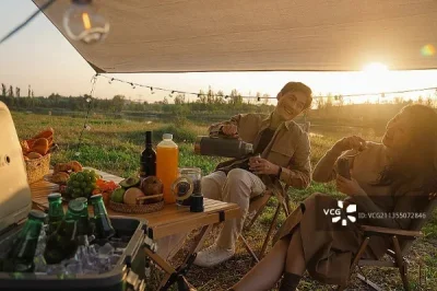 

RC 1.9 Inch Beadlock Metal Five-Star Wheel Rims with K02 Tires for 1/10 RC Crawler Axial SCX10 II, SCX10 III, TRX4, D90