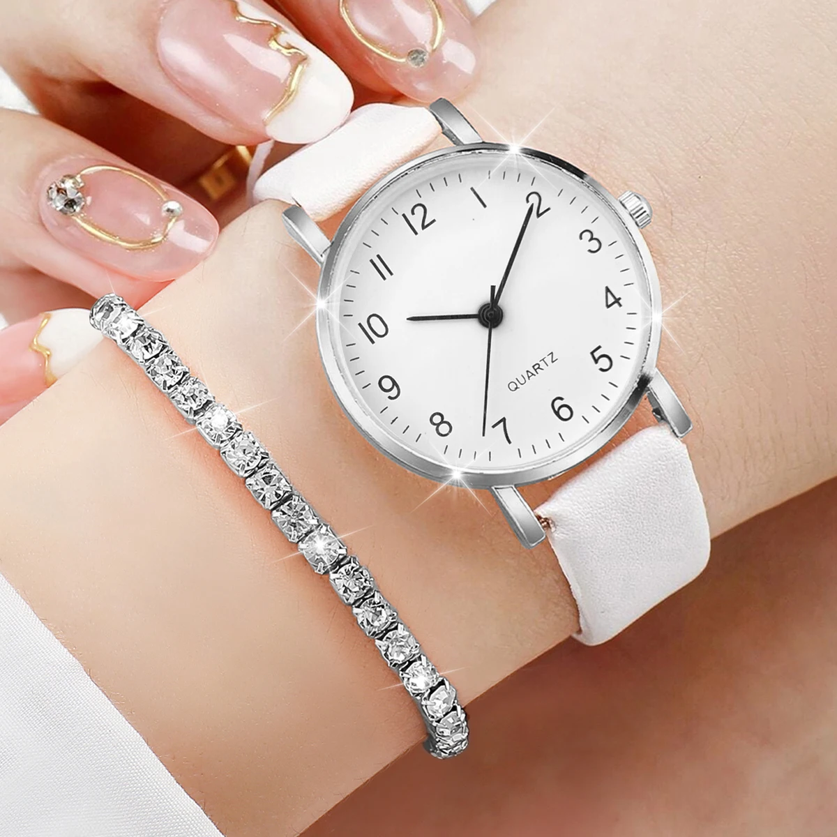 Dames High-End Temperament Horloge Sieraden Set Zilver Vierkant Diamant Sieraden Digitaal Horloge 6-delige Set