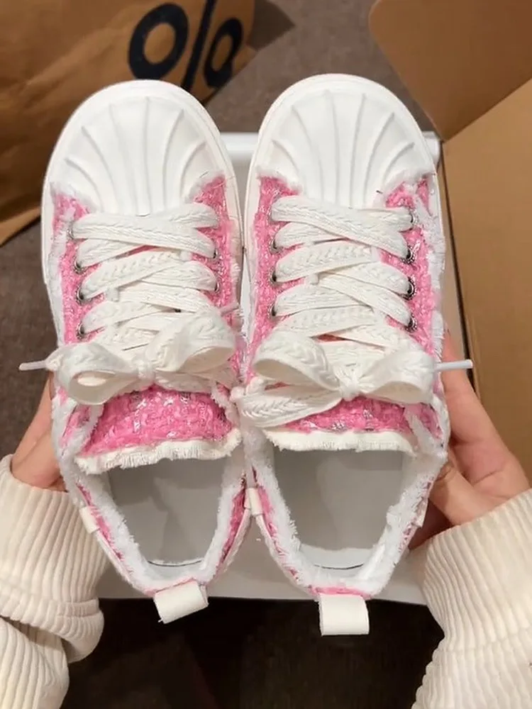 

Sweet Lolita White Shoes Women's Spring 2025 New Retro Round Headed Hairy Thick Soled Raised Casual Board Shoes