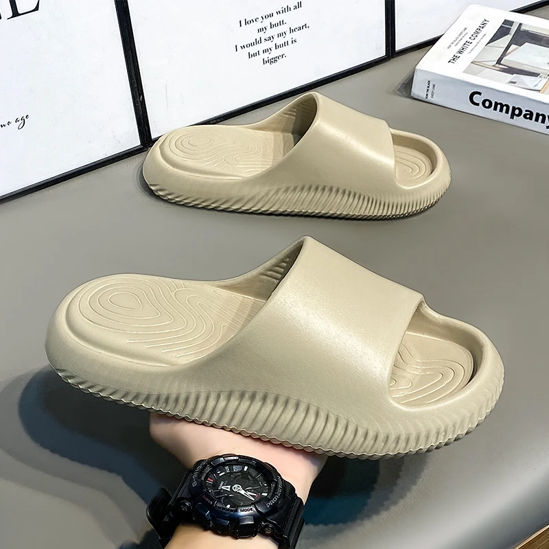 

Men's and Women's Summer Slippers for Home and Outdoor Wear, Non-Slip, Anti-Odor, Men's Sports Wear-Resistant Soft-Soled Beach Sandals