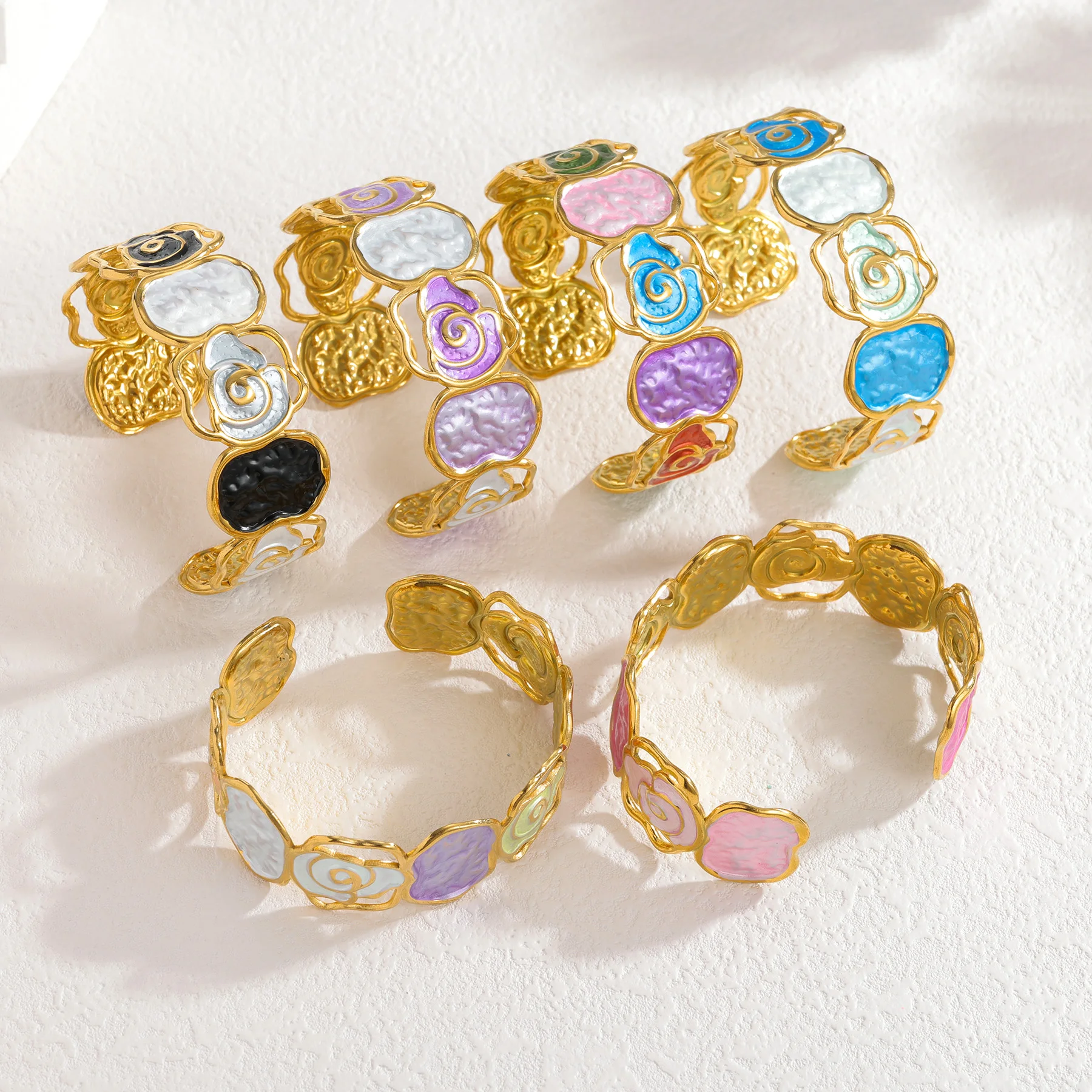 خمر الأزياء زهرة شكل النفط يقطر الإسورة الذهب اللون مخرمة الفولاذ المقاوم للصدأ سوار للنساء هدايا عيد الميلاد مجوهرات