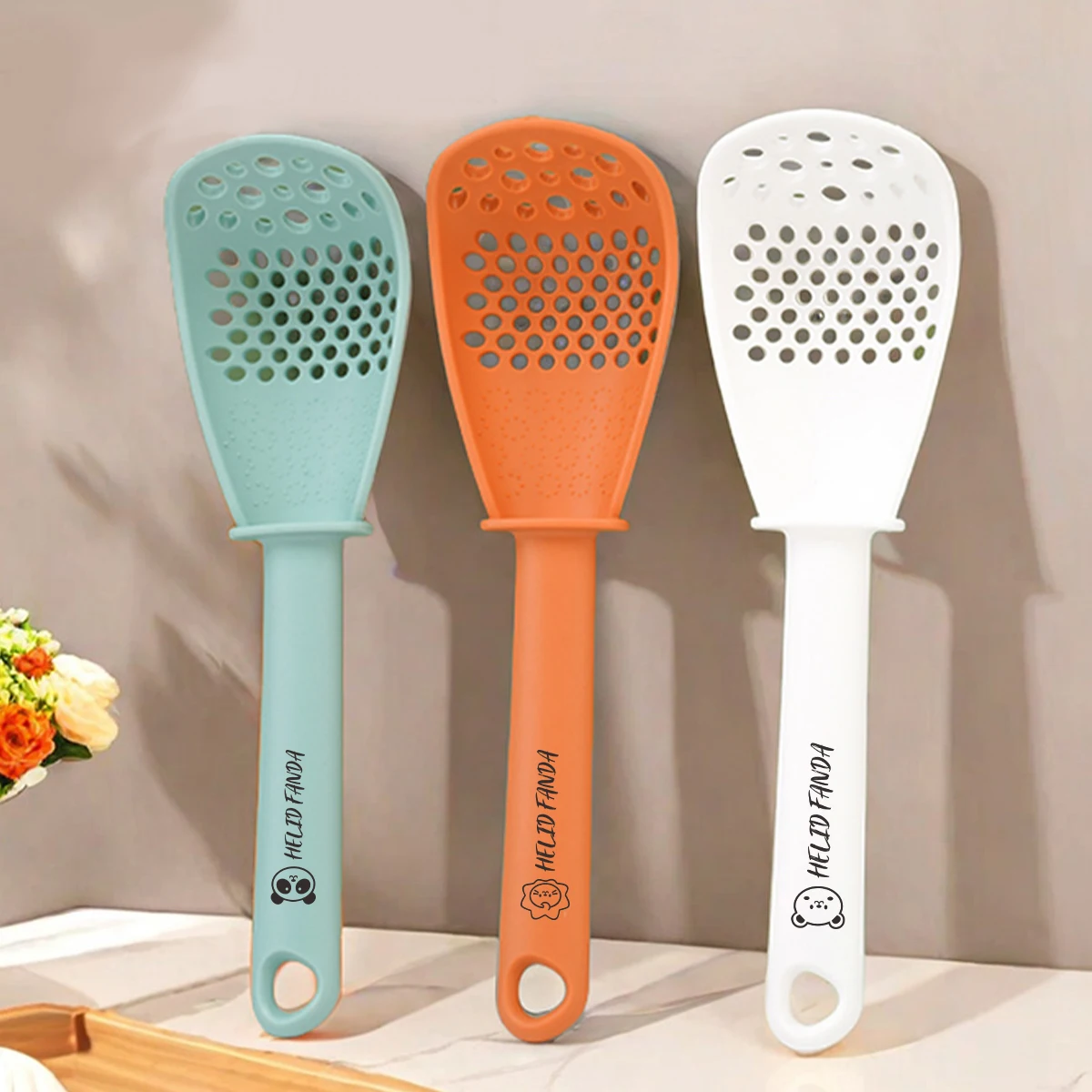 WORTHBUY Multifunctional Cooking Spoon Hanging Hole Potato Garlic Press Kitchen Strainer Scoop Plastic Rice Spoon Colander