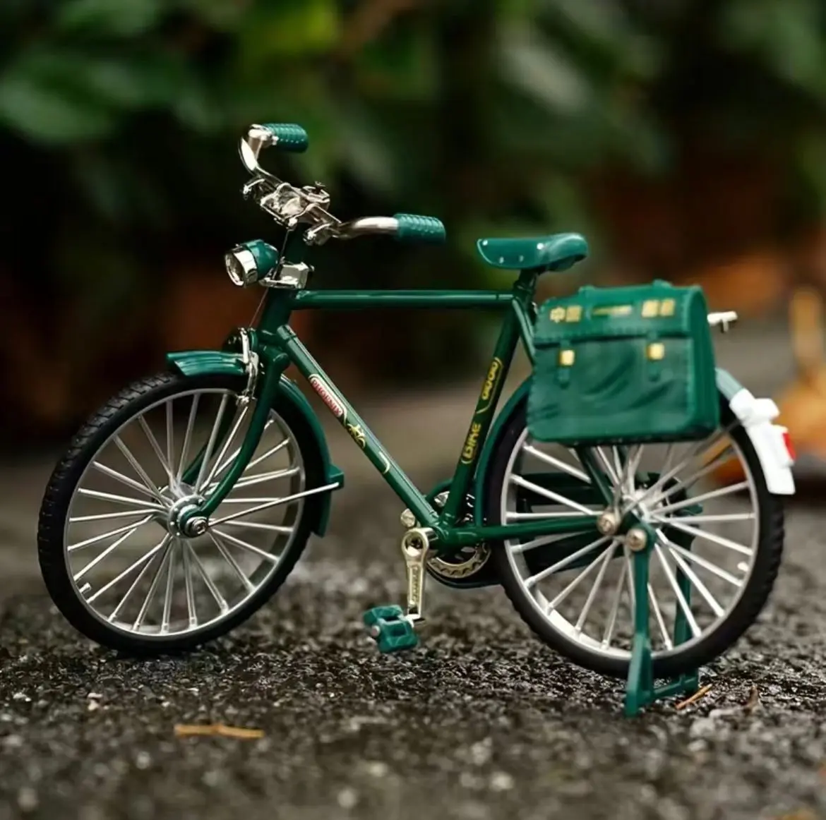 1:10 Mini Retro Bicycle Model Alloy Diecast Metal Finger Bike With Inflation Pump Simulation Collection Gift Children Toy Boy