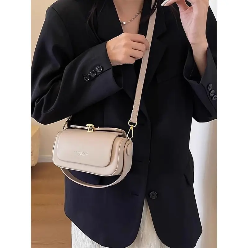 

Квадратная сумка 2024, роскошная женская сумка через плечо, минималистичная сумка через плечо, универсальная сумка «день-ночь», модная сумка на ремне ​