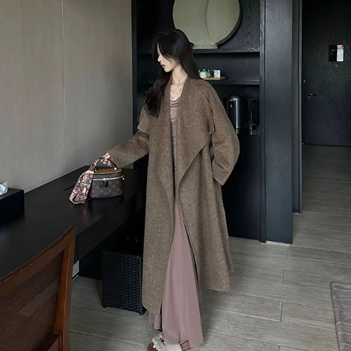 Big Collar Double-Sided Wool Coat For Women'S Autumn And Winter Fashion Temperament, Lace Up Woolen Thick Long Coat