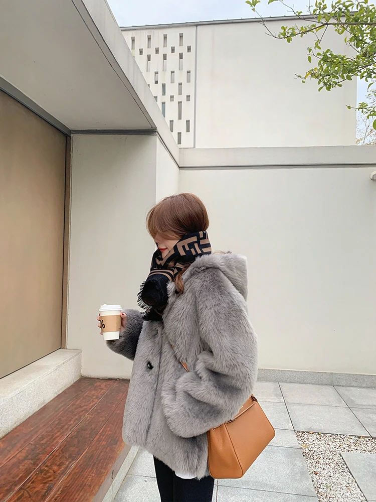 

Зимнее женское кожаное пальто с капюшоном из овечьего меха Toscani Inteated eep Scissors Velvet Long Sve Mid-Length Jaet