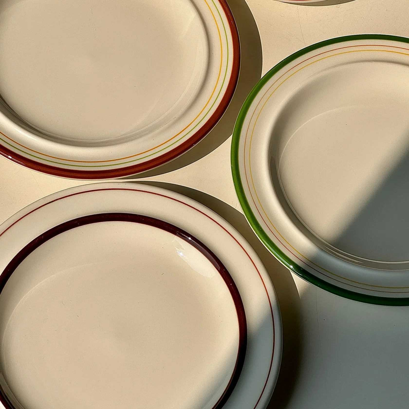 Ceramic Pasta Plate Outline Sketch Oil Painting Style Dinnerware Retro Home Use round Shape  Style Meal Plate