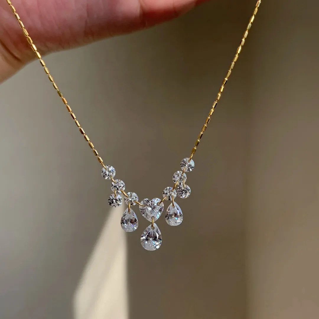 Elegant Dazzling Heart Pear Cut Cubic Zirconia Pendant Necklaces for Women Charms Temperament Engagement Bridal Jewelry Gifts