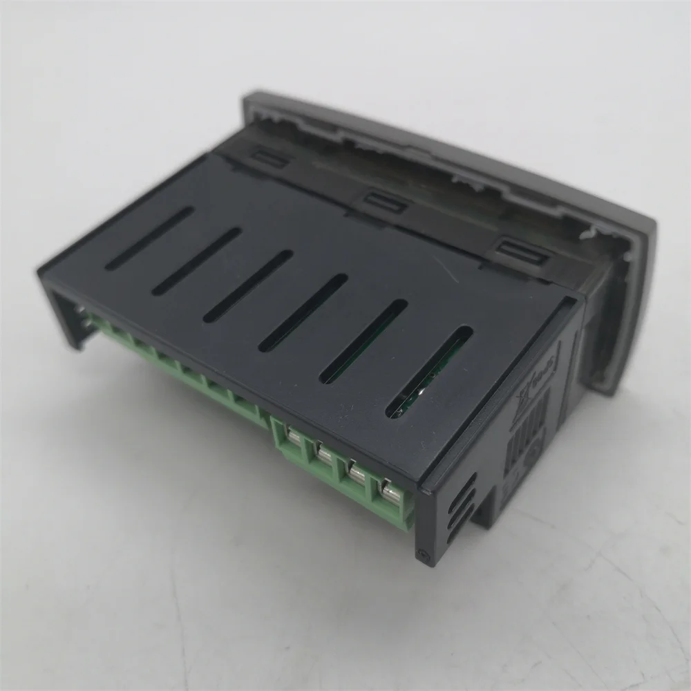 Termostat XR03CX-5NOC1