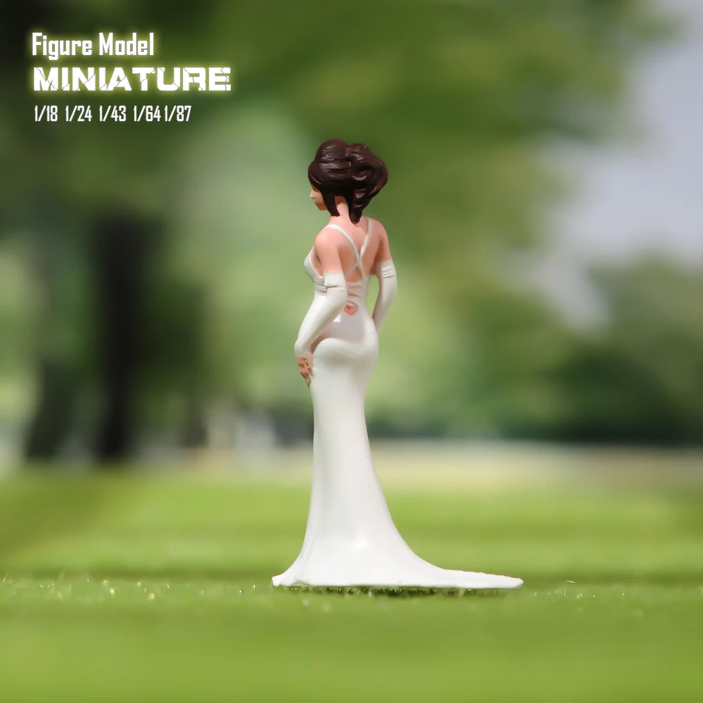 Miniature dipinte1/18 1/24 1/43 1/64 1/87Giovane e bella signora ricca vestita in abito formale Figura Modello Giocattolo Vista Decorazione