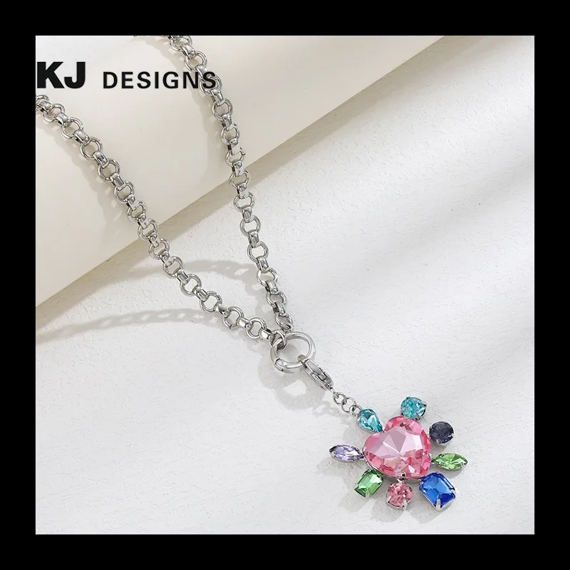 

Ожерелье в стиле киберпанк, женское, популярное модное темпераментное оригинальное ожерелье с цветком персика и любви