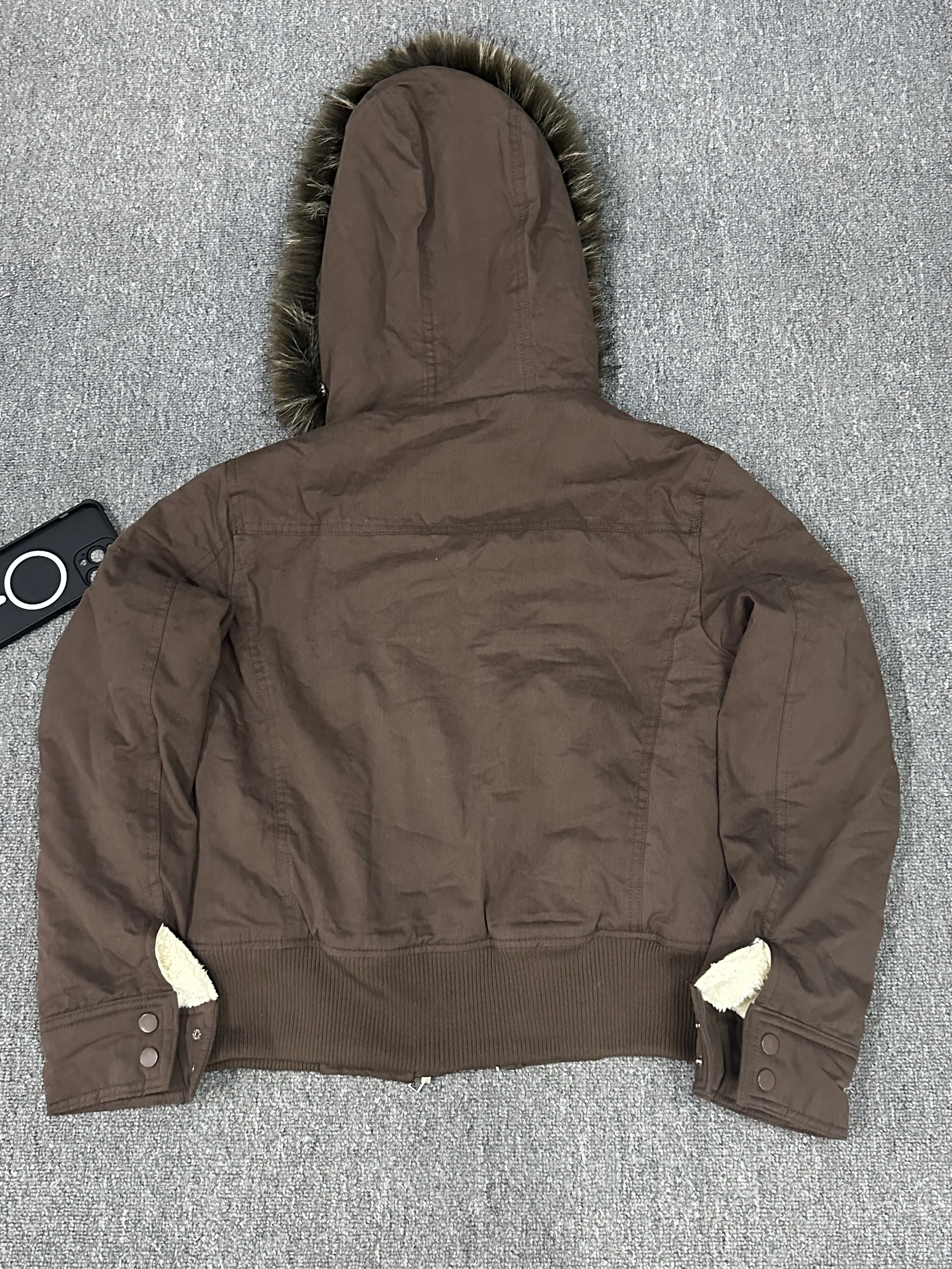 La giacca invernale SLE vintage può ospitare la fodera marrone FCE JAET da donna slim e con bottoni in pelliccia e cerniera lunga con cerniera lunga