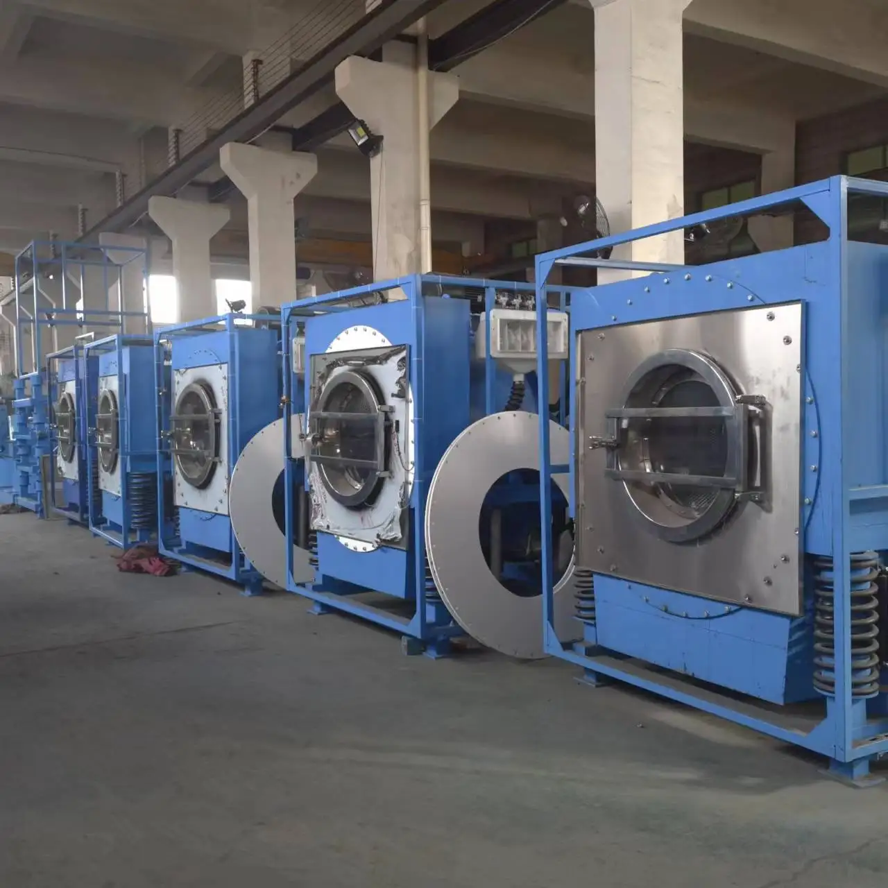 Quality Assurance Laundry Machine Industrial Simple Operation 50 Kg Commercial Washing Machine for Hotel 2050*1600*1580mm