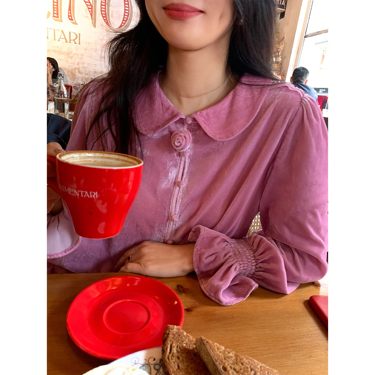 Camisa de Veludo Feminina com  - Vintage Fashion Years avaliação e preço
