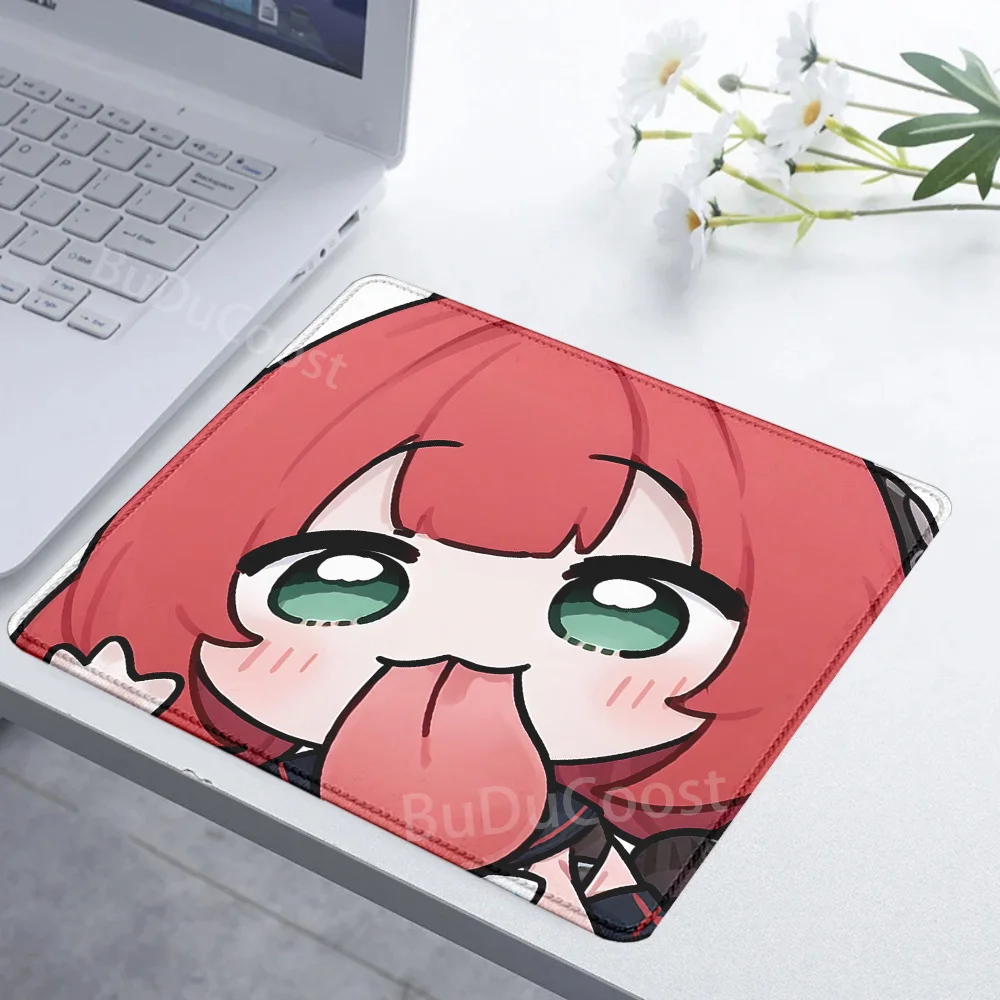 

Zenless Zone Zero ZZZ Goofy ahh big head Ukinami Yuzuha Alice Yixuan Small size Desktop games Best HD print desktop mouse pad