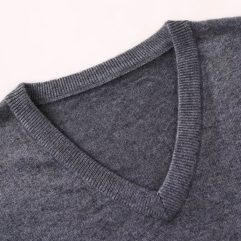 MRMT 2025 ฤดูหนาวใหม่ผู้ชายถักเสื้อกั๊ก V-COLLAR PURE-สีแขนกุดขนสัตว์สําหรับชายเสื้อถักเสื้อกั๊ก