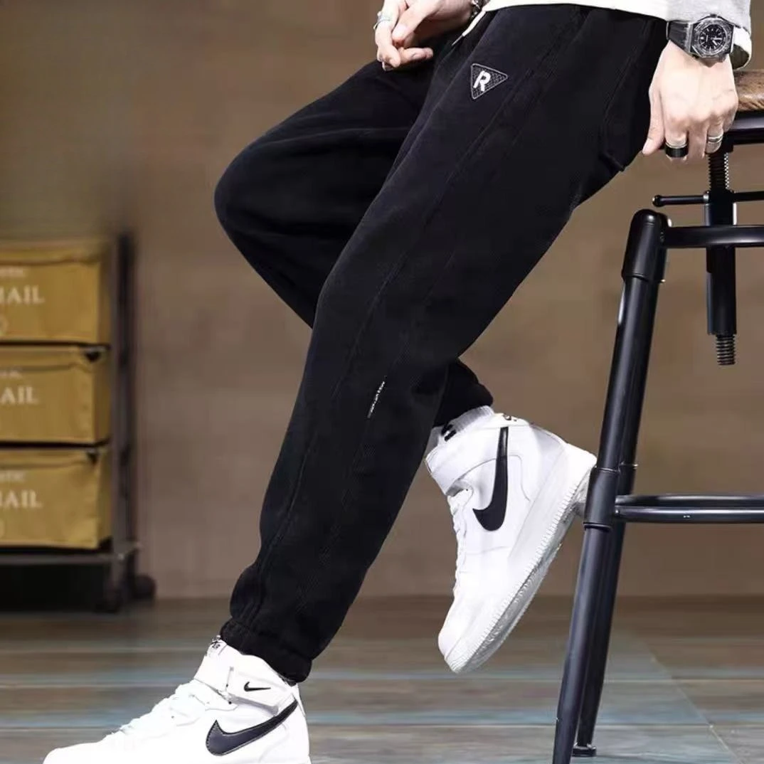 Corduroy Jogger Pants for Men Elastic Cuff Winter Trousers Plus Fleece Lining Stylish Casual Look 2026
