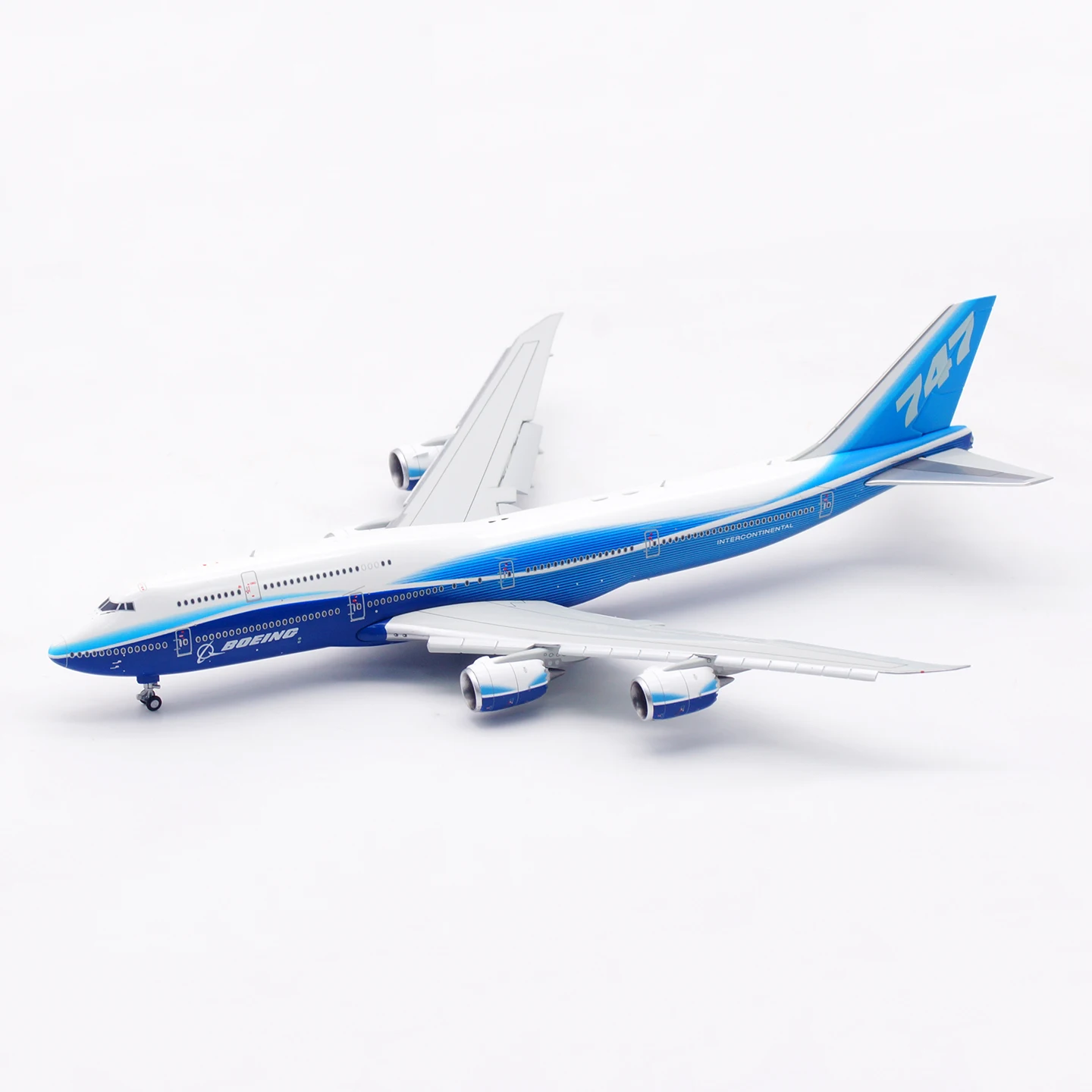 B631001F سبيكة تحصيل طائرة هدية HX نموذج 1:400 بوينغ B747-8 "لون المنزل" دييكاست نموذج طائرة رفرف أسفل مع حامل