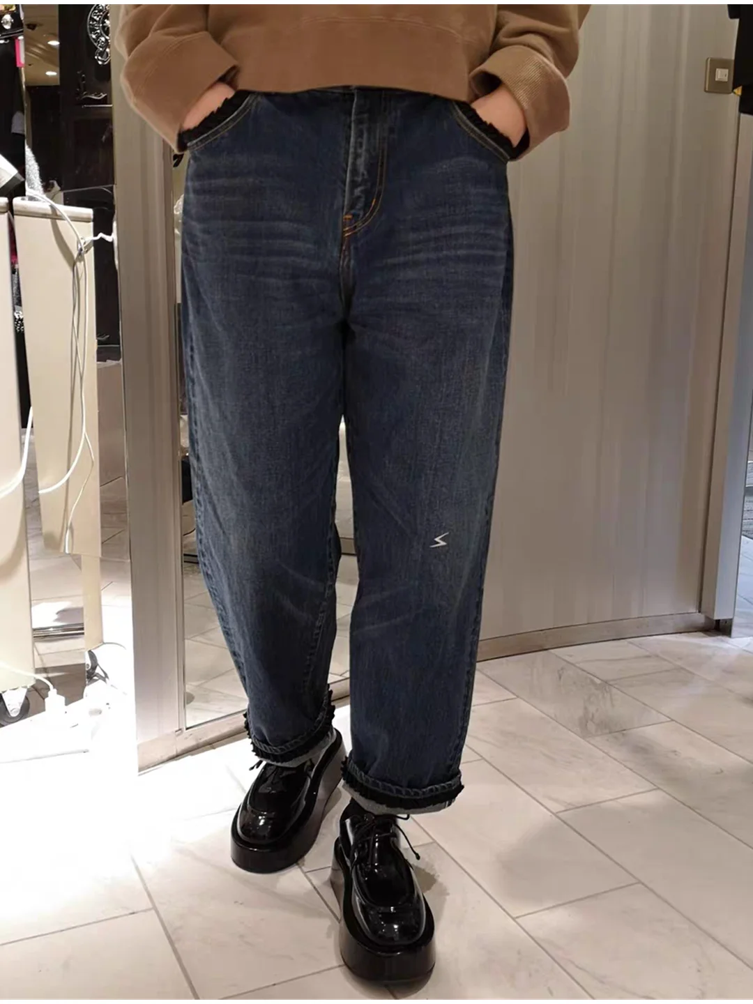 

Джинсы Undercover High Brie ield 25 осенне-зимние, в стиле пэчворк, с рваными элементами, повседневные брюки со средней посадкой, сшитые из разных тканей, для повседневной носки