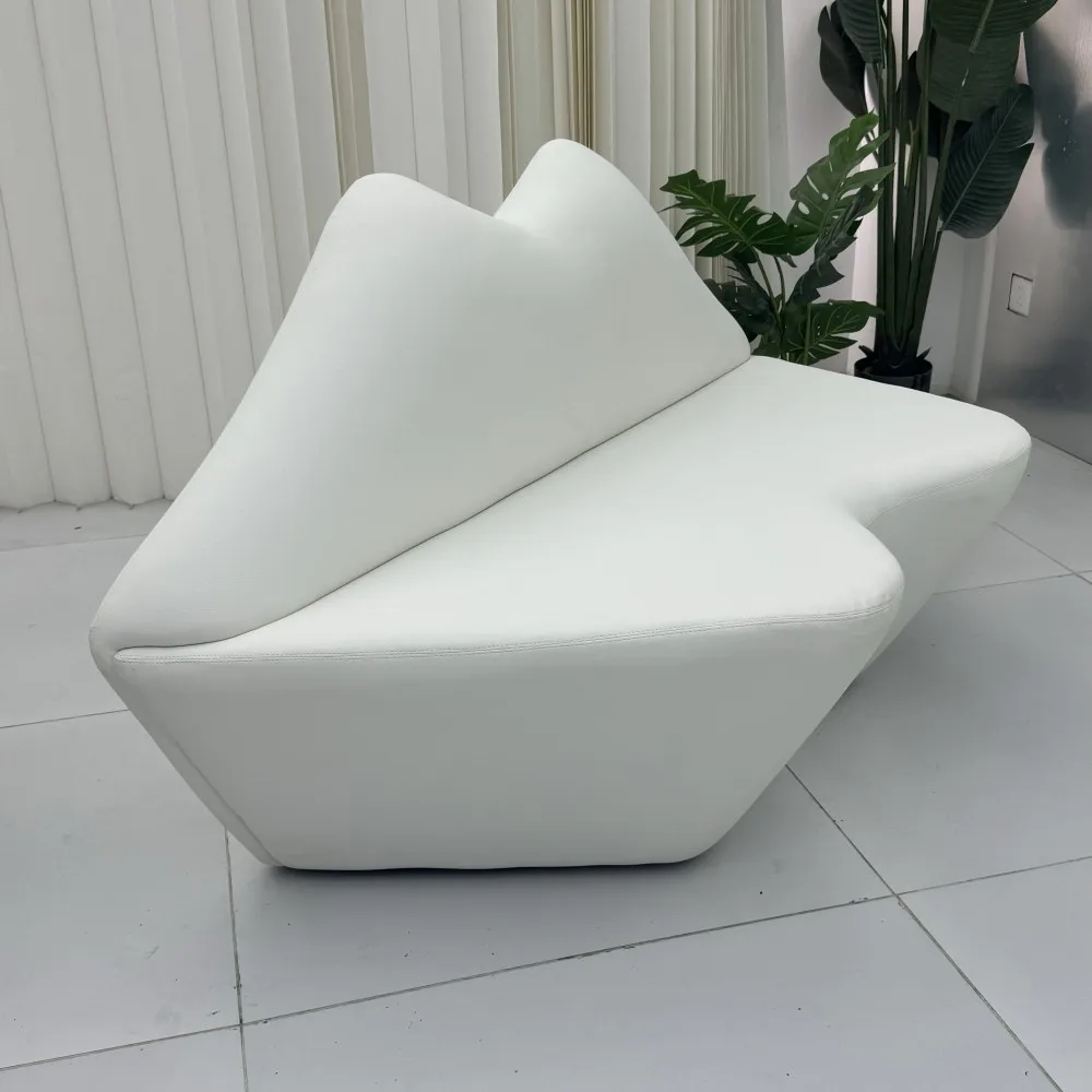 Good Quality Factory Directly Synthetic Leather Creative Lips Sofa Modern Salon Waiting Chairs for Hair Beauty Salon and School