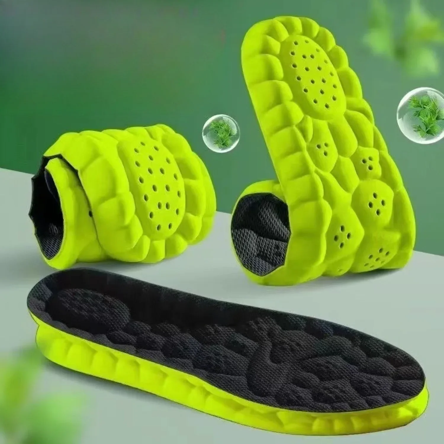 The insole has high water absorption and breathability, making it very comfortable even after standing for a long time
