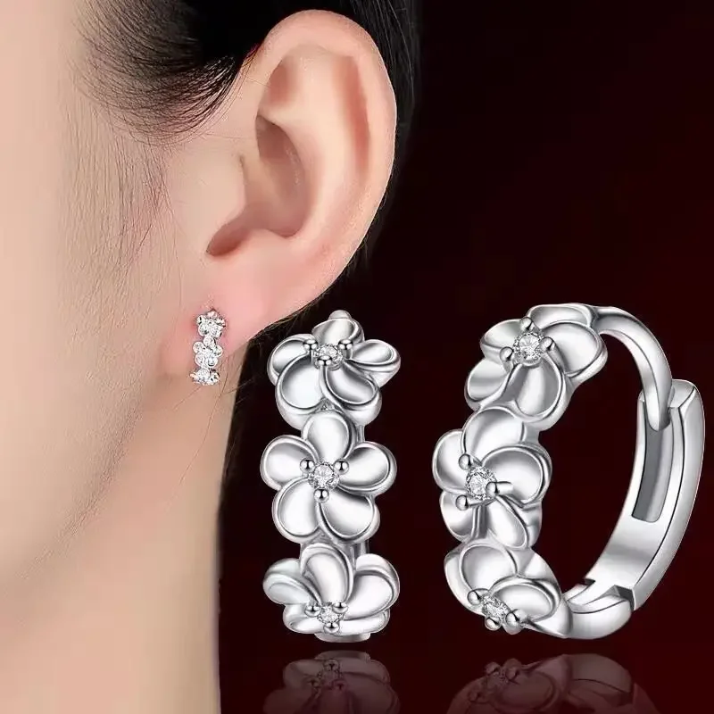 Classic Fashion Crystal Zircon Flower Type Three Five-leaf  Hoop Earrings for Women High Quality Bride Jewelry Accessories Gift