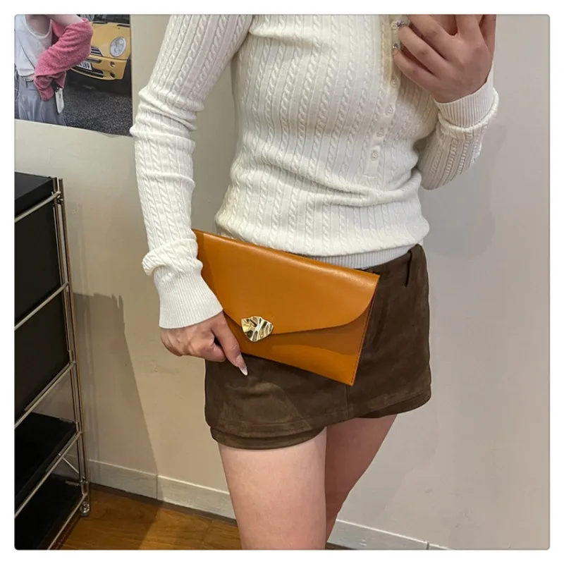 New Fashion Women Large Capacity Envelope Clutch Bag Solid Color Casual Simple Handbag view 4