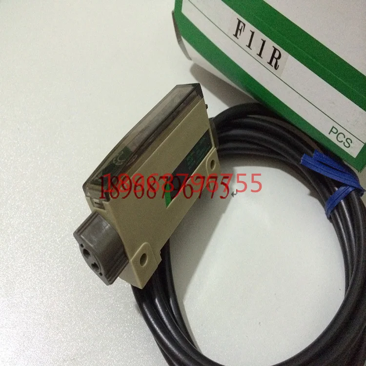 

Универсальный оптоволоконный усилитель TAKEX Takenaka 2021, датчик F11R