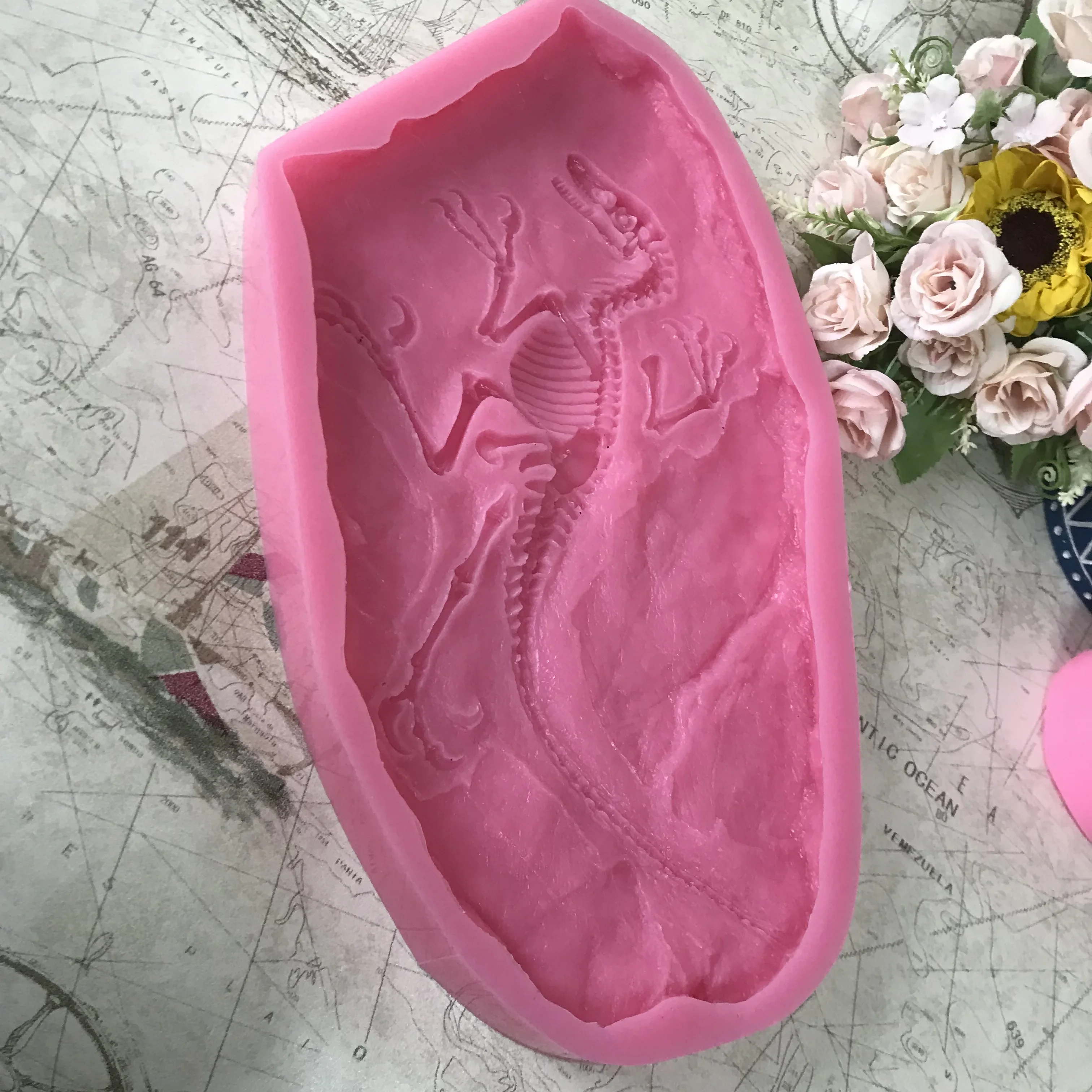 Home Wall Decoration Resin Craft Molds 3D Dragon Hanging Dinosaur Fossil Silicone Cement Mould Desk Ornaments