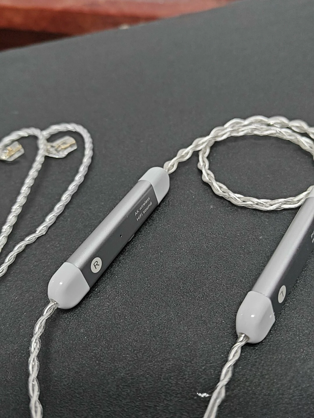 2026 New BT6.0 HiFi Earphone Upgrade Cable LDAC APTX Lossless/Adaptive/HD IEM Headphone Cable MMCX QDC IE Cord